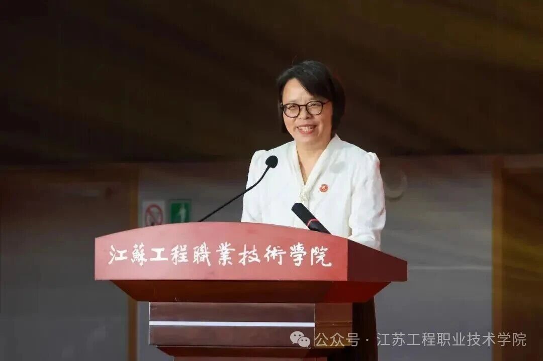 校党委书记钱锁梅带队赴植物染特色企业